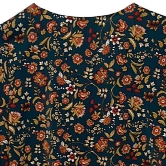 Suzanne‎ Betro womens top front sewn pleats S three button boho full half sleeve - Picture 8 of 9